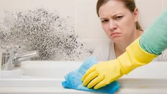 Ako navždy zabudnúť na pleseň v kúpeľni: táto metóda nevyžaduje žiadne úsilie